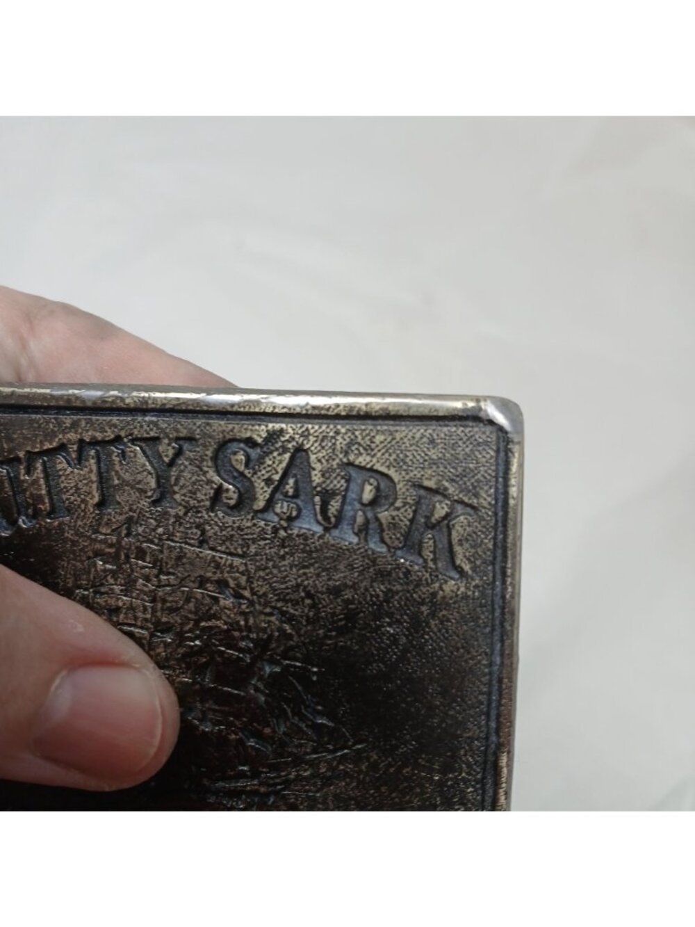 Belt Buckle Cutty Sark Scotch Whisky Vintage Metal #J-12 - Picture 4 of 9